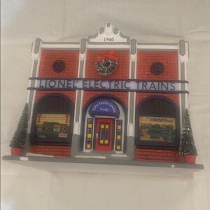 Lionel Electric Trains Building Decor. Dept 56